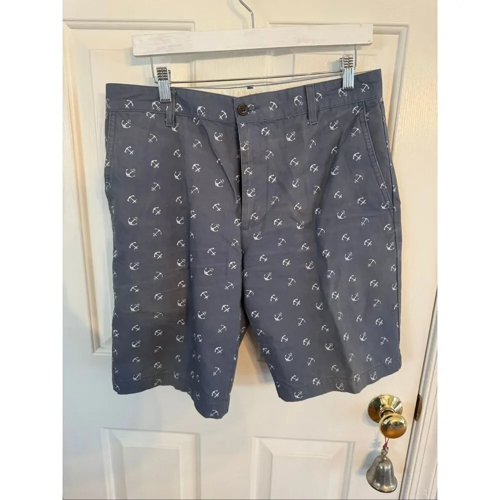 Dockers Gray White Anchors Bermuda Shorts sz 32 NWOT
